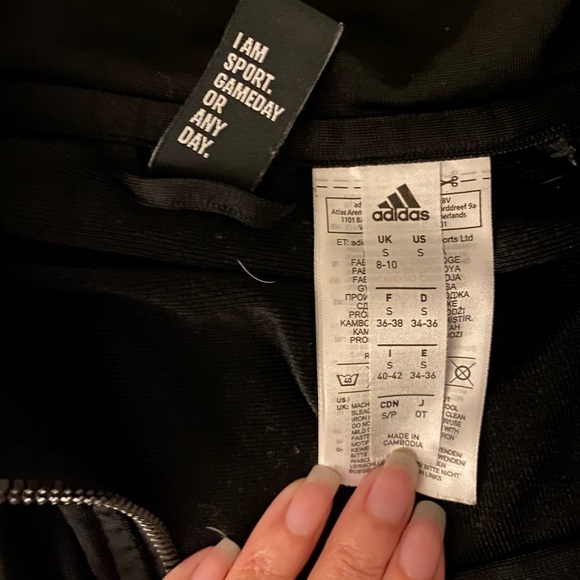 Adidas zip up track jacket with pockets - Picture 2 of 3